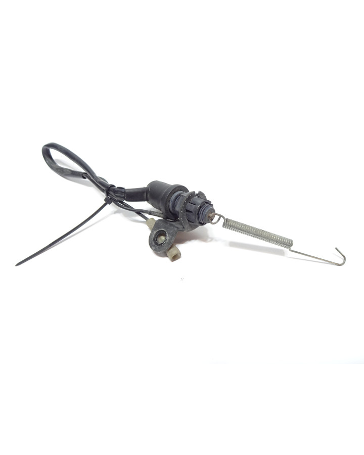 Yamaha XT600E, bromsljuskontakt bak