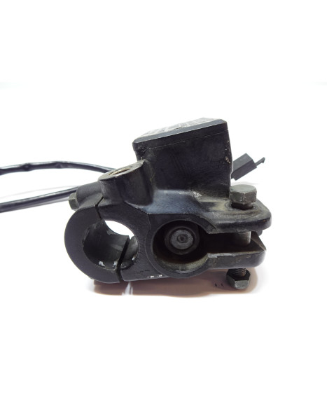 Yamaha XT600E, bromscylinder fram