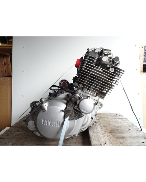 Yamaha XT600E, motor 2