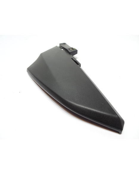 MotoCR Comet/Comet SP, plastdetalj höger