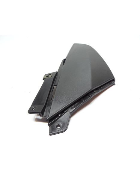 MotoCR Comet/Comet SP, plastdetalj höger