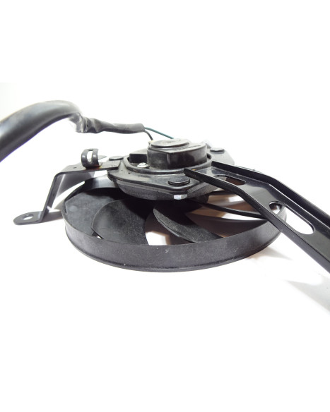 Yamaha MT-07, kylarfläkt