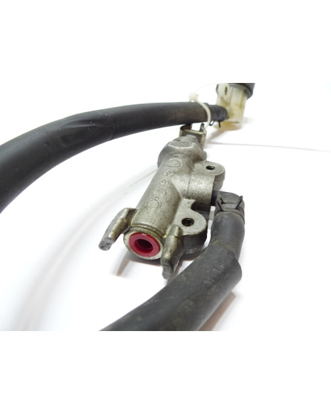 Honda XR650R, bromscylinder bak