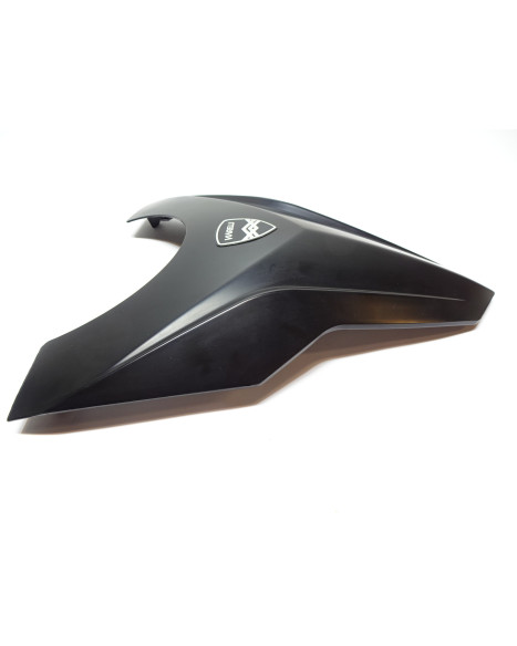 Viarelli Rivetto, övre frontkåpa