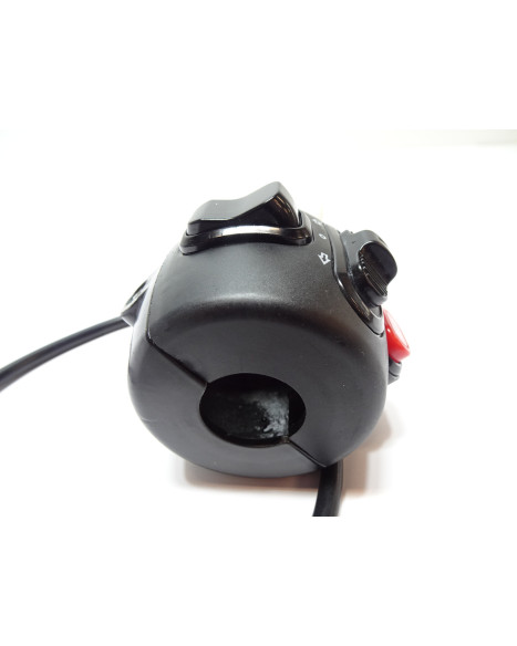 Vässla 1/2, omkopplare vänster