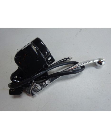 Yamaha DT, frambromshandtag