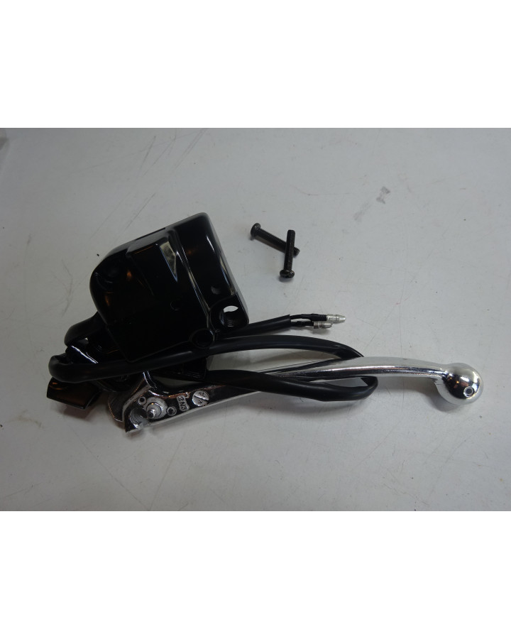 Yamaha DT, frambromshandtag