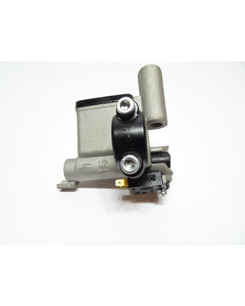 Cake Ösa, bromscylinder fram 2