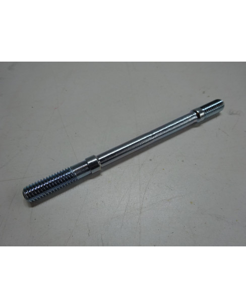 Honda, pinnbult M8x120 2