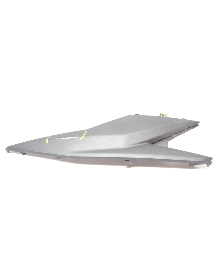 Sym Jet 14, bakre nedre sidokåpa vänster