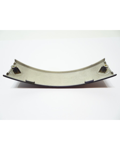 Vässla 1/2, plastdetalj bak