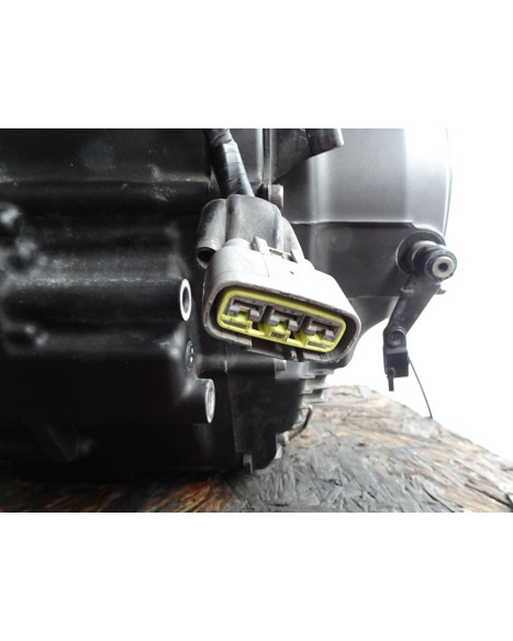 Yamaha XV950R Bolt, motor (repobjekt)