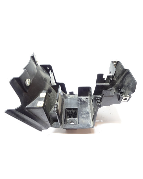 Yamaha XV950R Bolt, batterilåda