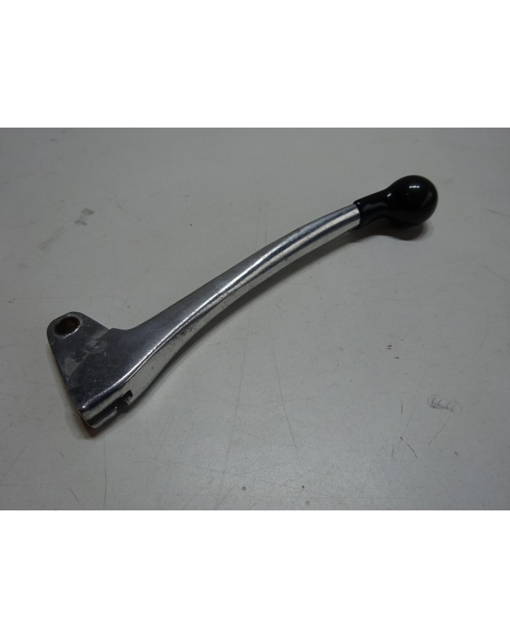 Suzuki K50, kopplingsgrepp