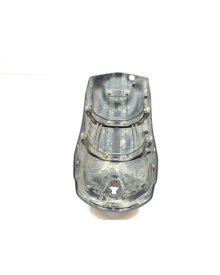 Yamaha XV950R Bolt, bakskärm