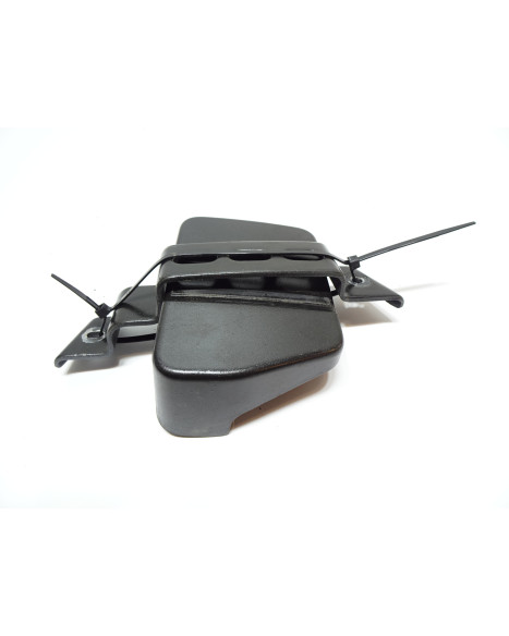 Yamaha XV950R Bolt, batterikåpa