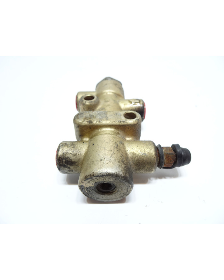 Dinli 450, fördelning bromsrör