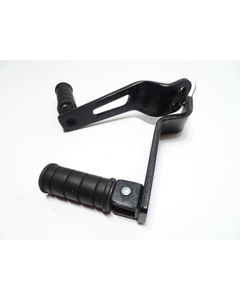 Yamaha XV950R Bolt, passagerarfotpinne komplett (par)