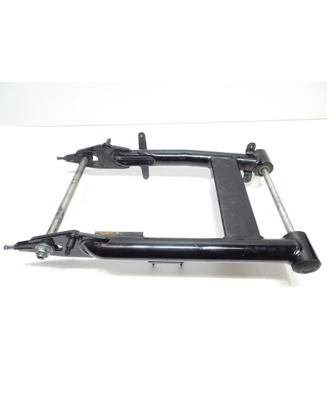 Yamaha XV950R Bolt, sving