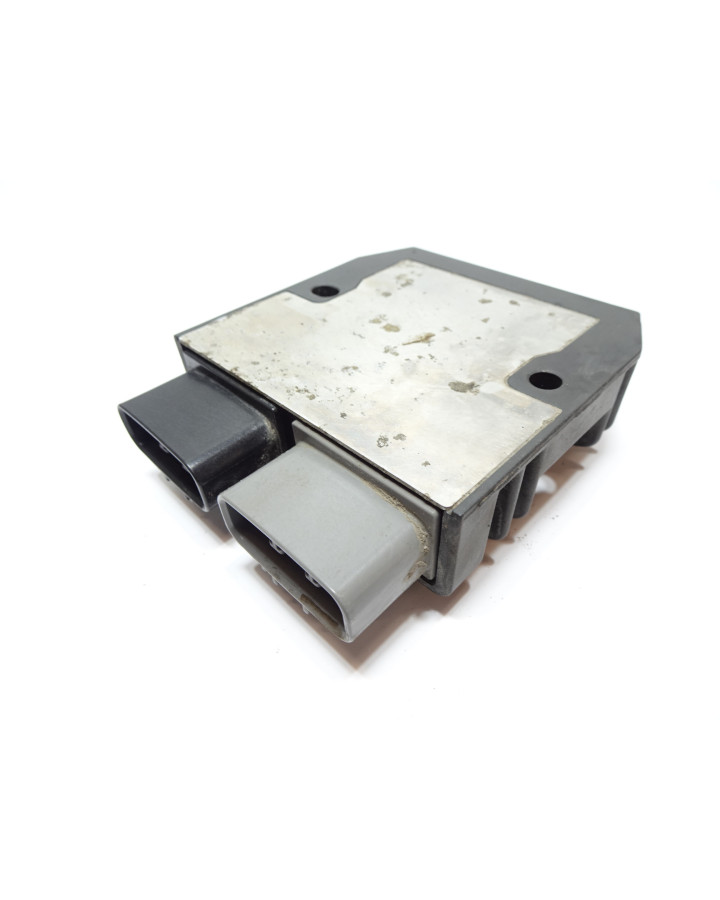 Honda CRF1000 Africa Twin, voltregulator