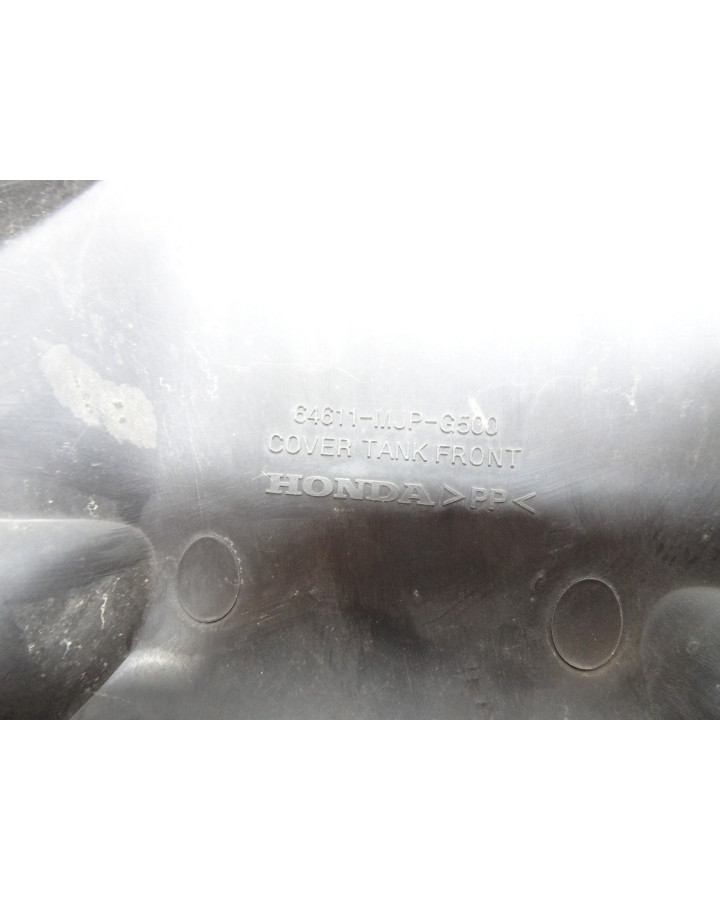 Honda CRF1000 Africa Twin, främre tankkåpa