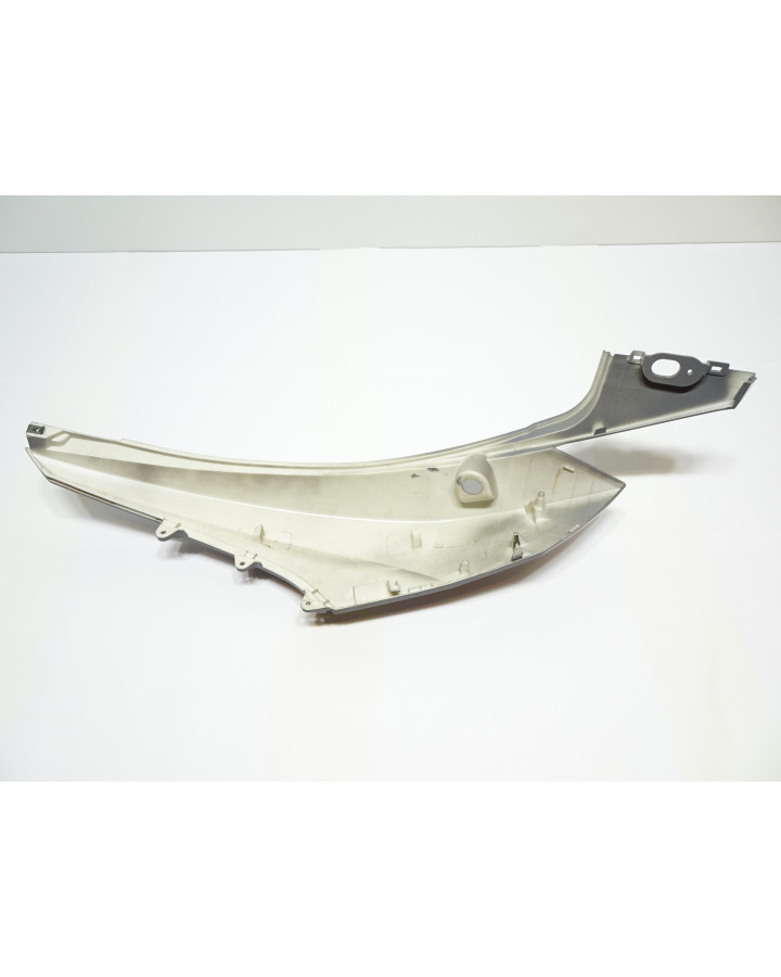 MotoCR Comet/Comet SP, bakre sidokåpa höger