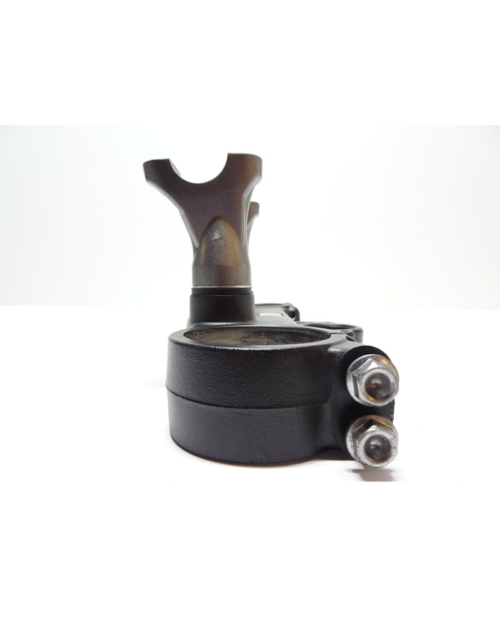 Honda CRF1000 Africa Twin, övre styrkrona