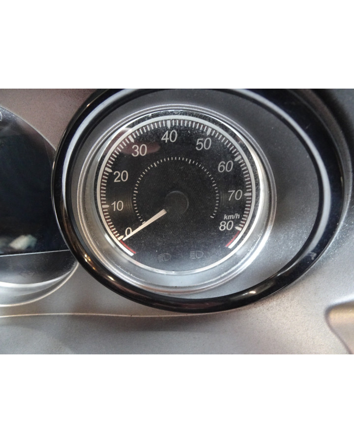 Ligier JS56, instrumentpanel