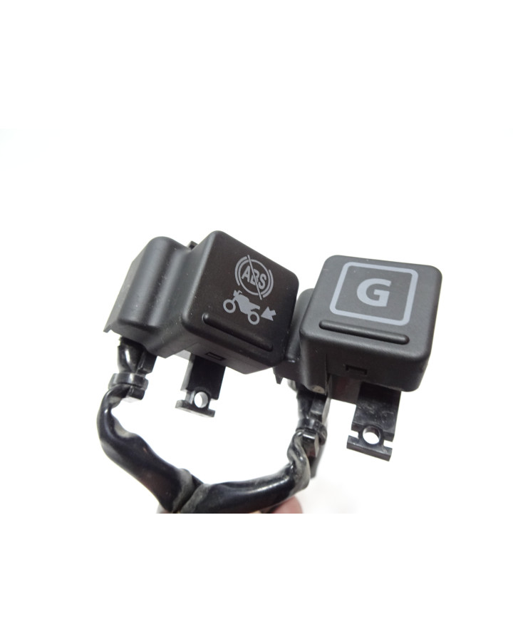 Honda CRF1000 Africa Twin, knappsats