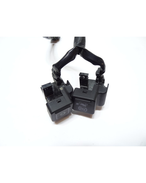 Honda CRF1000 Africa Twin, knappsats