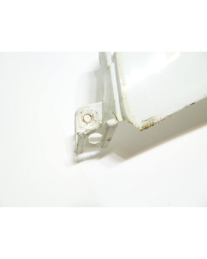 Dinli 450, tankkåpa vänster