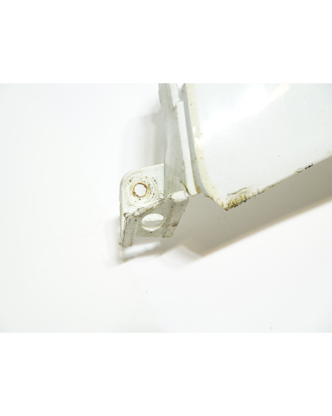 Dinli 450, tankkåpa vänster