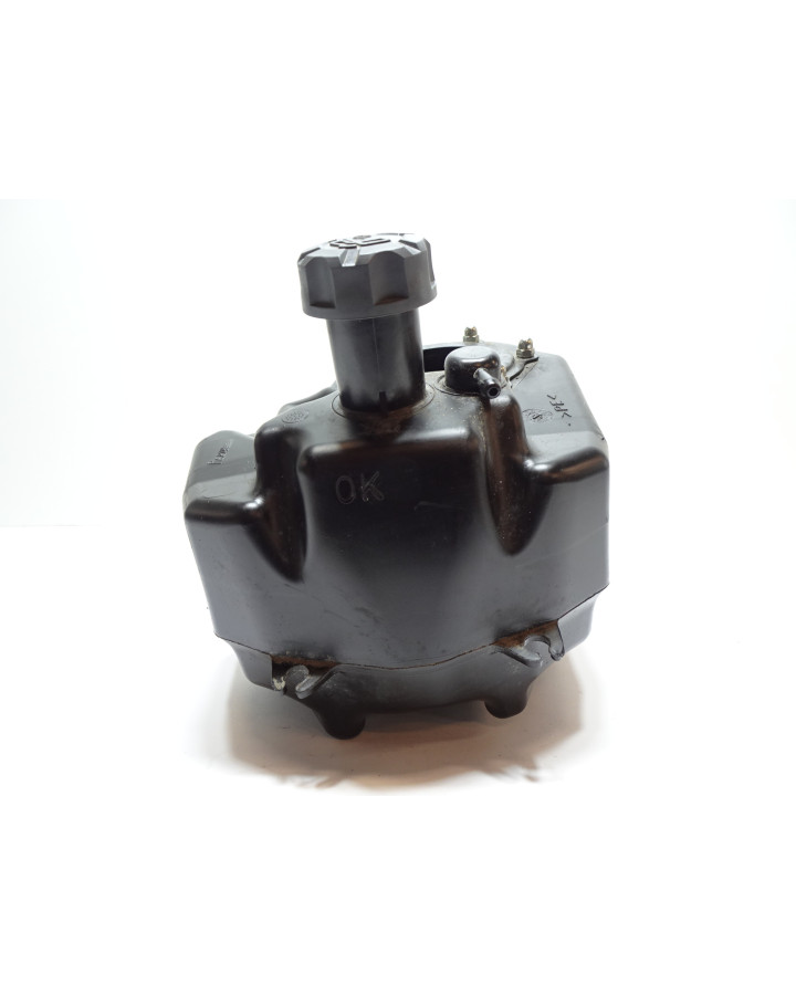 Yamaha Aerox, bränsletank