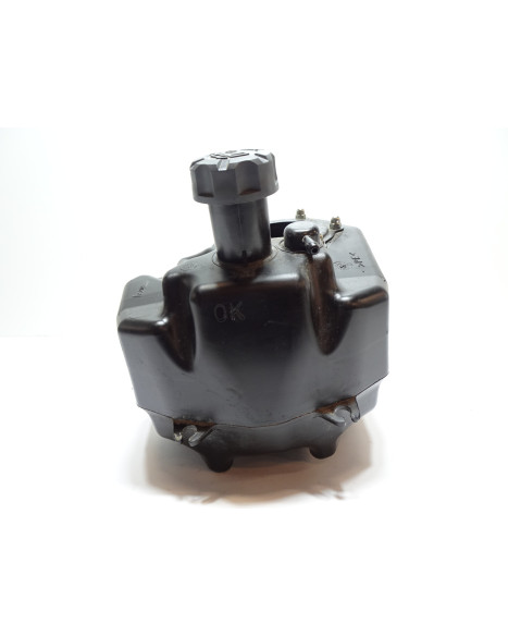 Yamaha Aerox, bränsletank