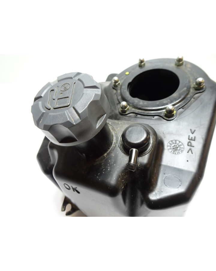 Yamaha Aerox, bränsletank