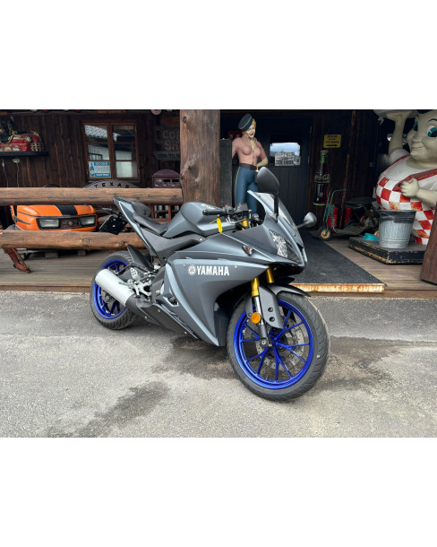 Yamaha YZF-R125 SÅLD