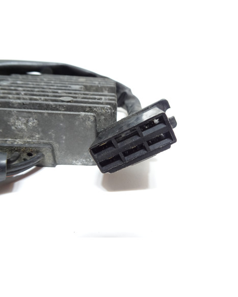 Honda CBR 125R, voltregulator