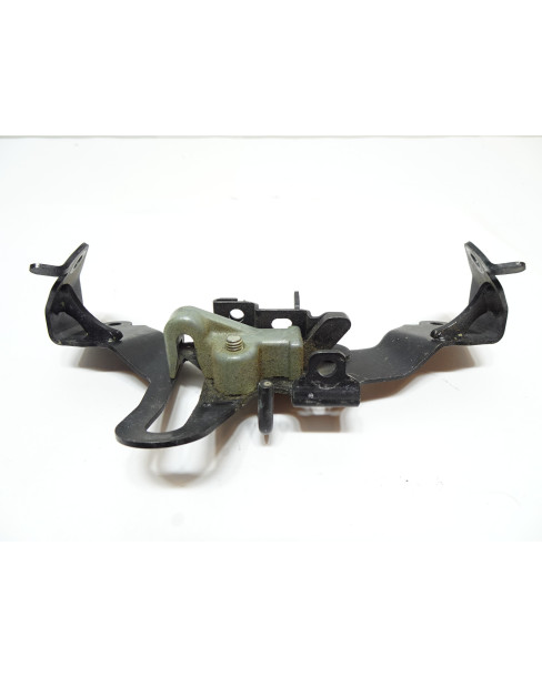 Honda CRF1000 Africa Twin, sadellås 2