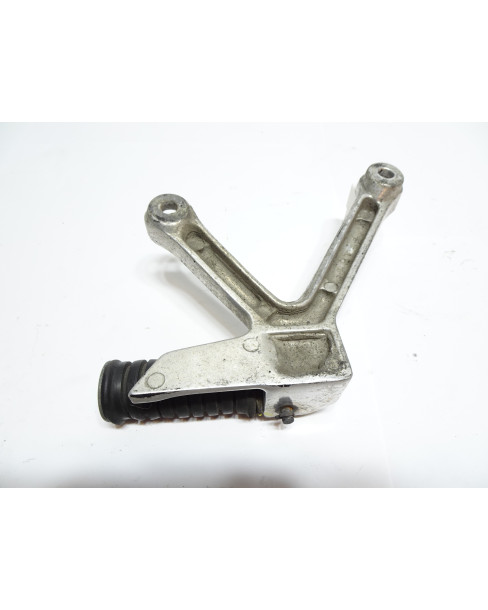 Yamaha XT600E, passagerarfotpinne vänster komplett 2