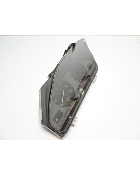 Grecav EKE, instrumentpanel