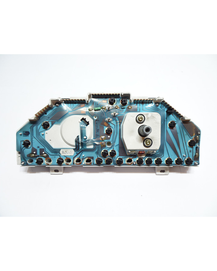 Grecav EKE, instrumentpanel