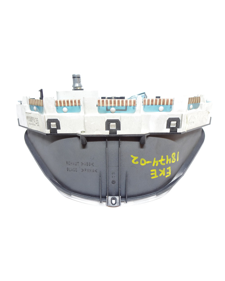 Grecav EKE, instrumentpanel