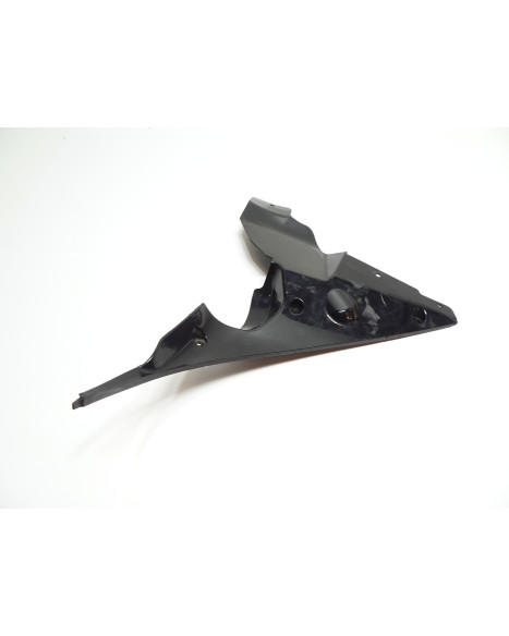 Yamaha FJR 1300, inre plastdetalj vänster fram