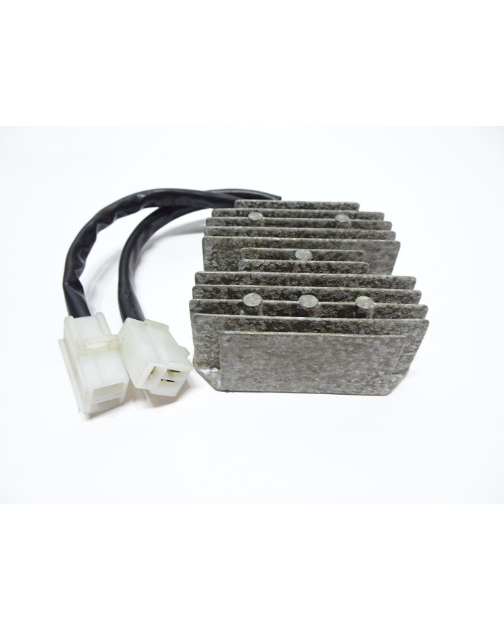 Kymco Super 8, voltregulator