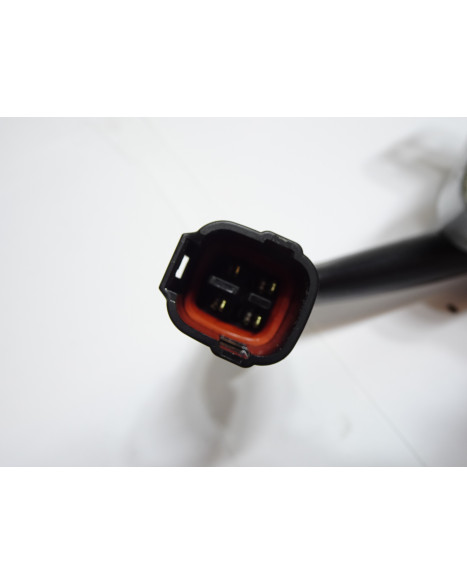 Yamaha FJR 1300, fotpinne höger komplett