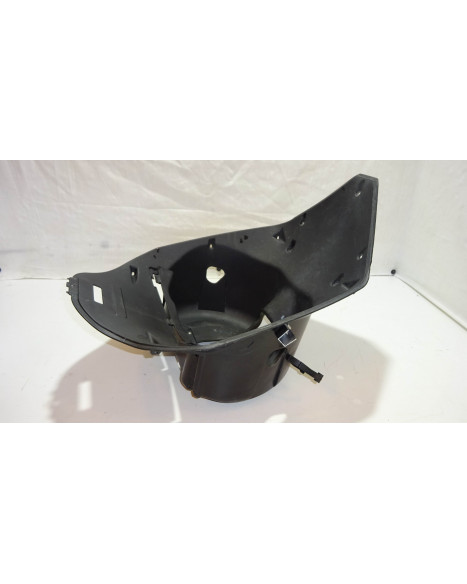 Aprilia SR50, innerskärm fram