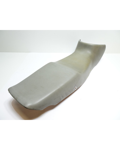 Honda VFR750F, sadel 2