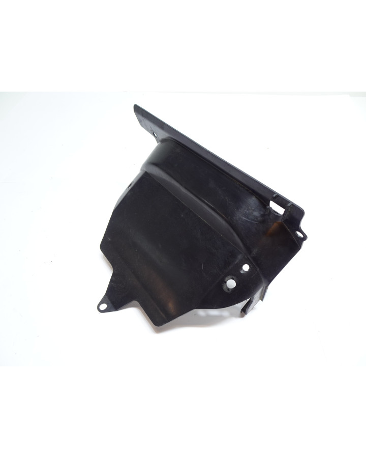 Yamaha XVS 1100 Dragstar, plastdetalj bakskärm