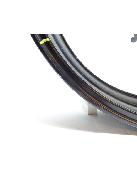 Yamaha FJR 1300, framfälg