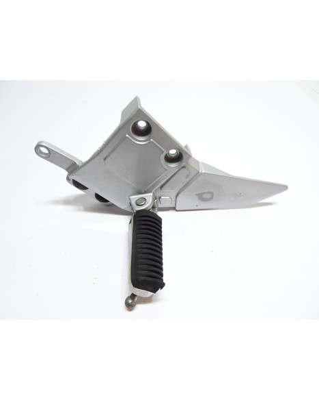 Yamaha FJR 1300, fotpinne vänster komplett